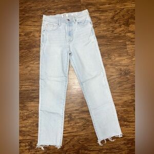 Kensie “The Slim” Jeans Size 4/27
